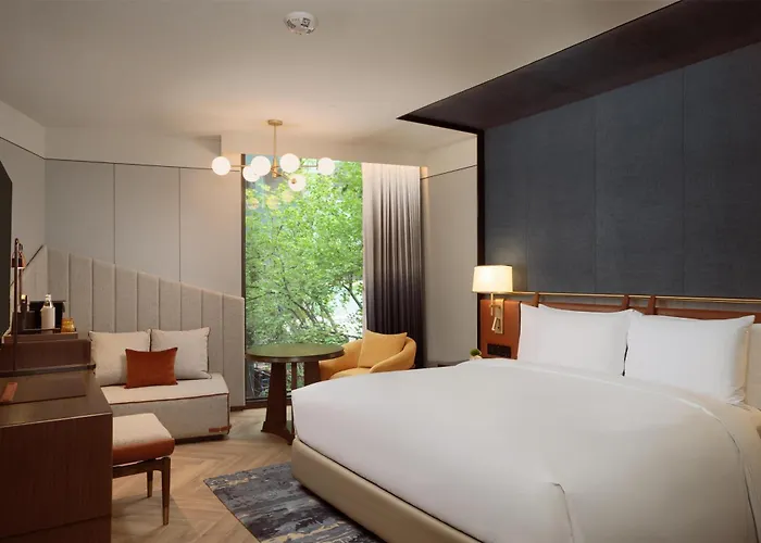 Canopy By Hilton Sukhumvit 5*