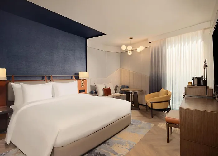 Canopy By Hilton Sukhumvit Hotel